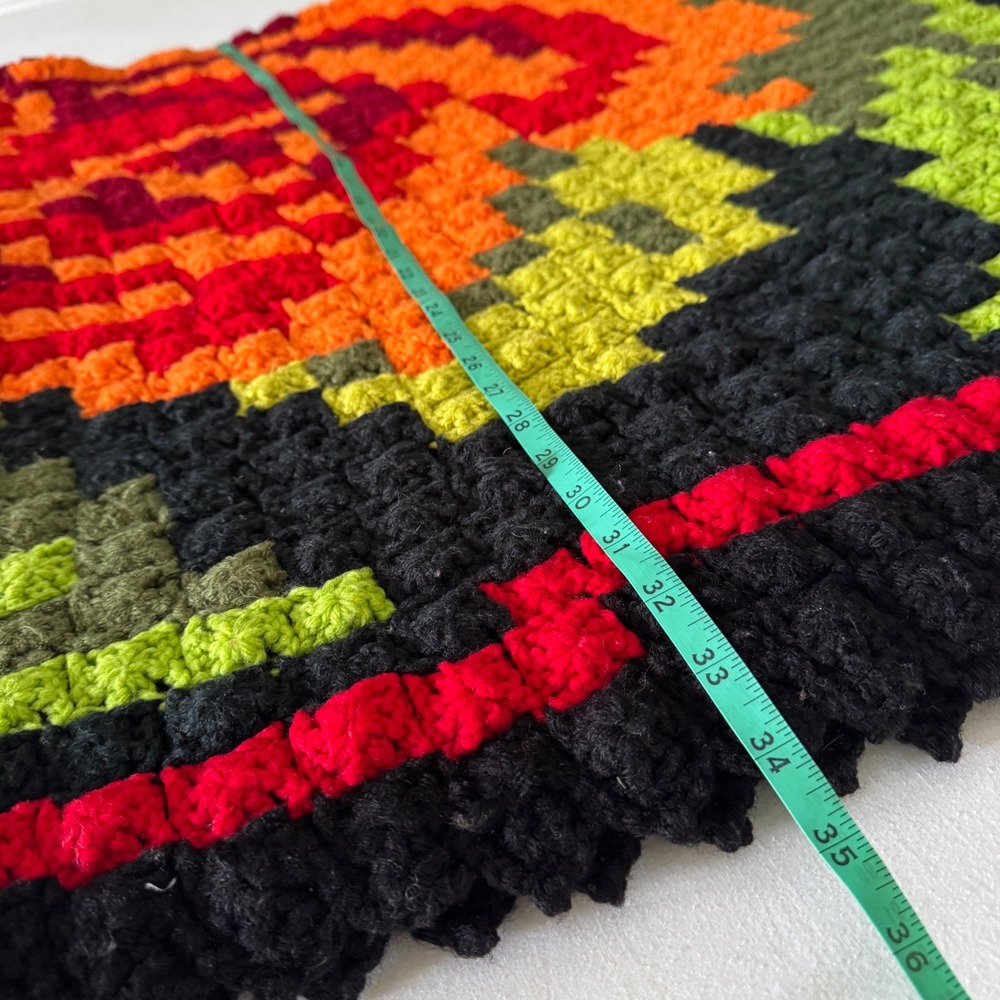 Handmade Crochet Rose Throw Blanket Black Red Orange Floral Pixel Afghan 72x70" - Picture 4 of 14
